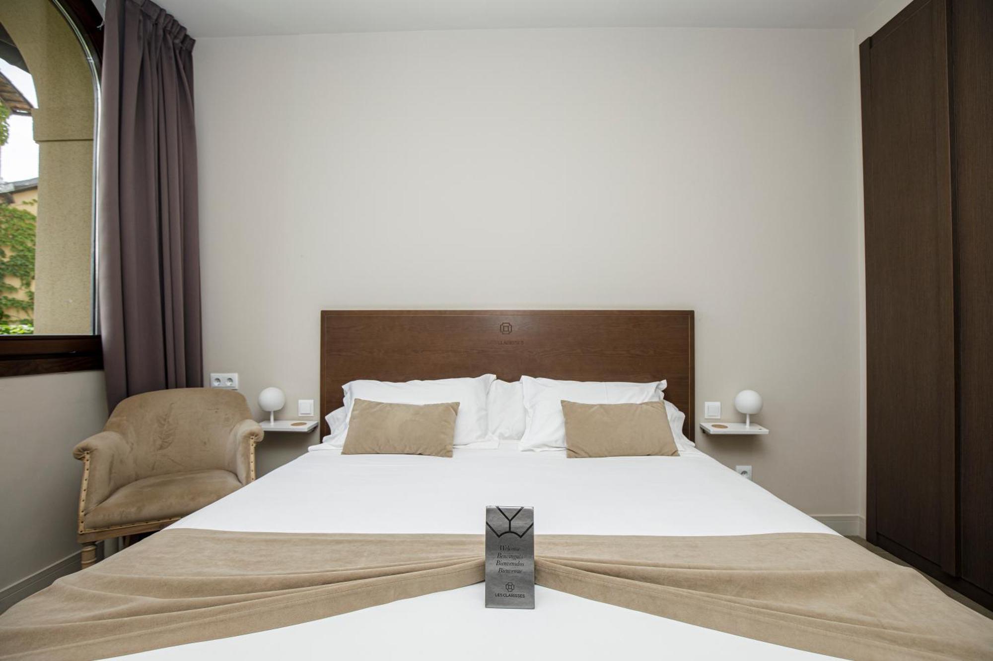 Les Clarisses Boutique Hotel Vic Exterior photo