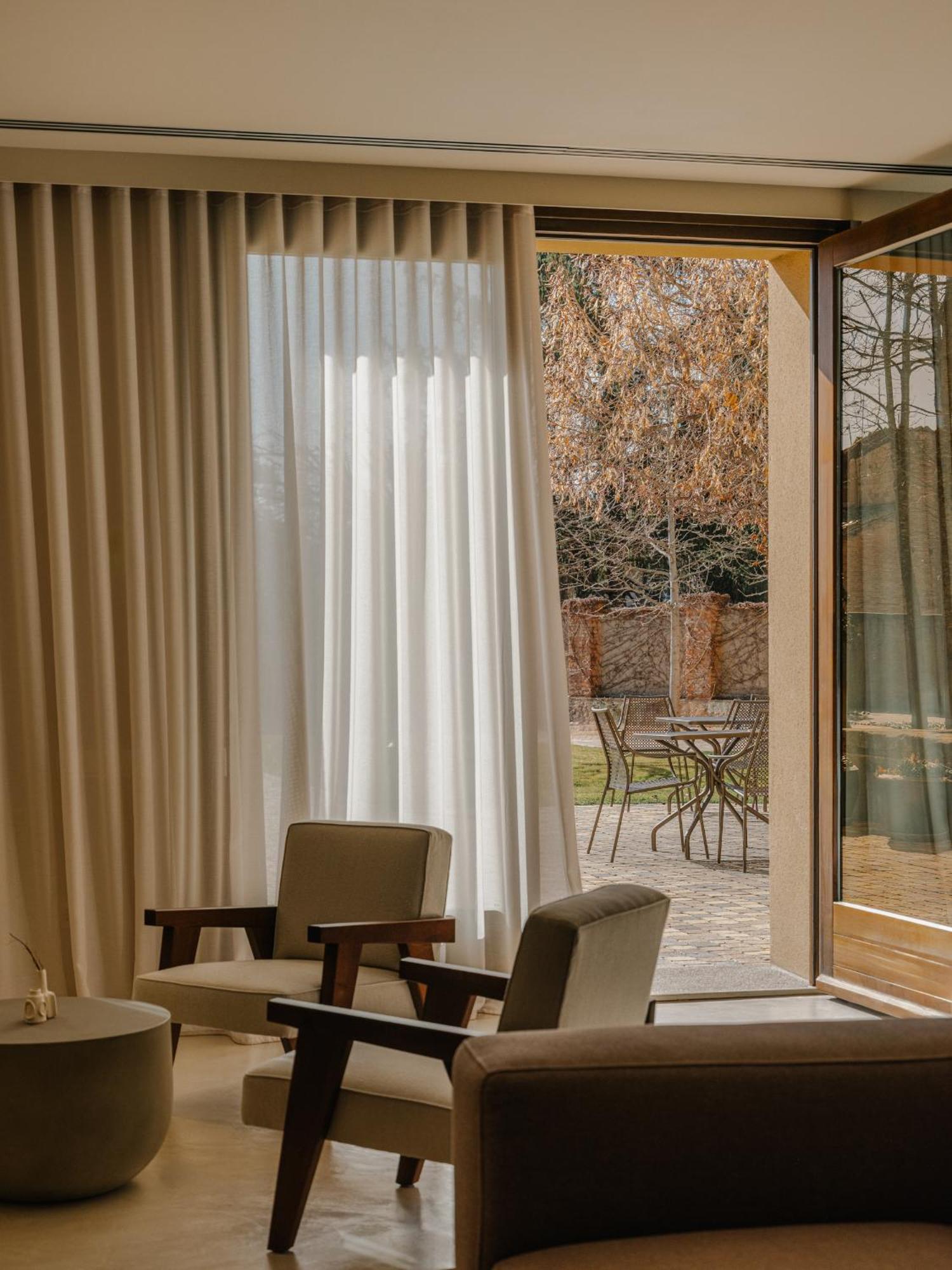 Les Clarisses Boutique Hotel Vic Exterior photo